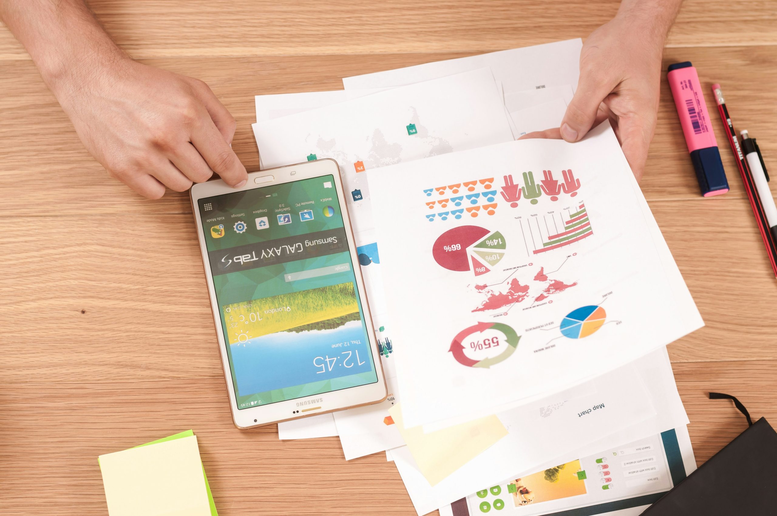 découvrez les opportunités de carrière pour les analystes de données et trouvez des pistes pour démarrer votre carrière dans ce domaine en pleine croissance.