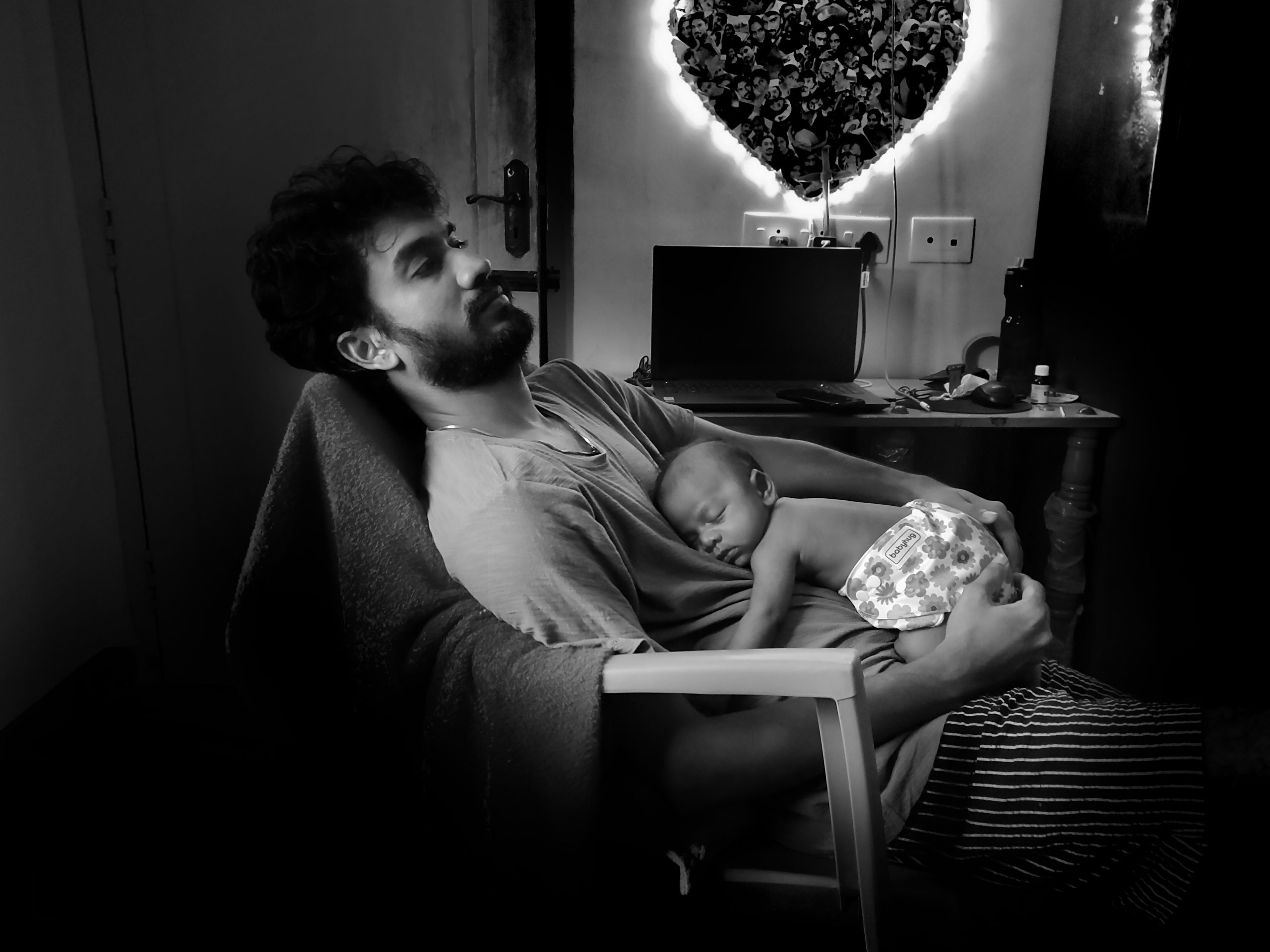 découvrez notre sélection de baby monitors pour surveiller votre bébé en toute tranquillité. qualité audio et vidéo pour une surveillance optimale.