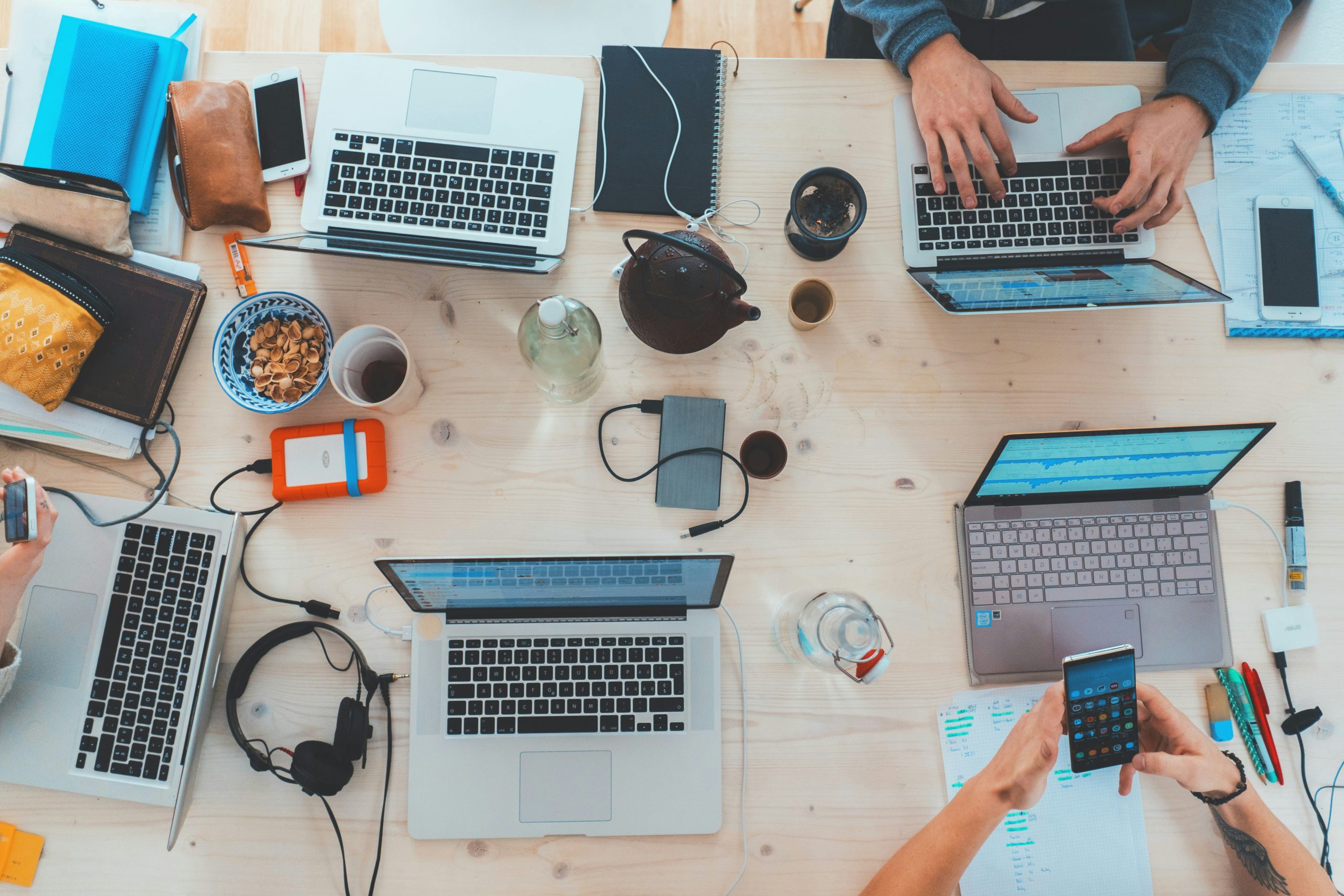 découvrez les opportunités pour les analystes de données dans ce domaine en pleine expansion et saisissez votre chance de développer une carrière lucrative et passionnante.