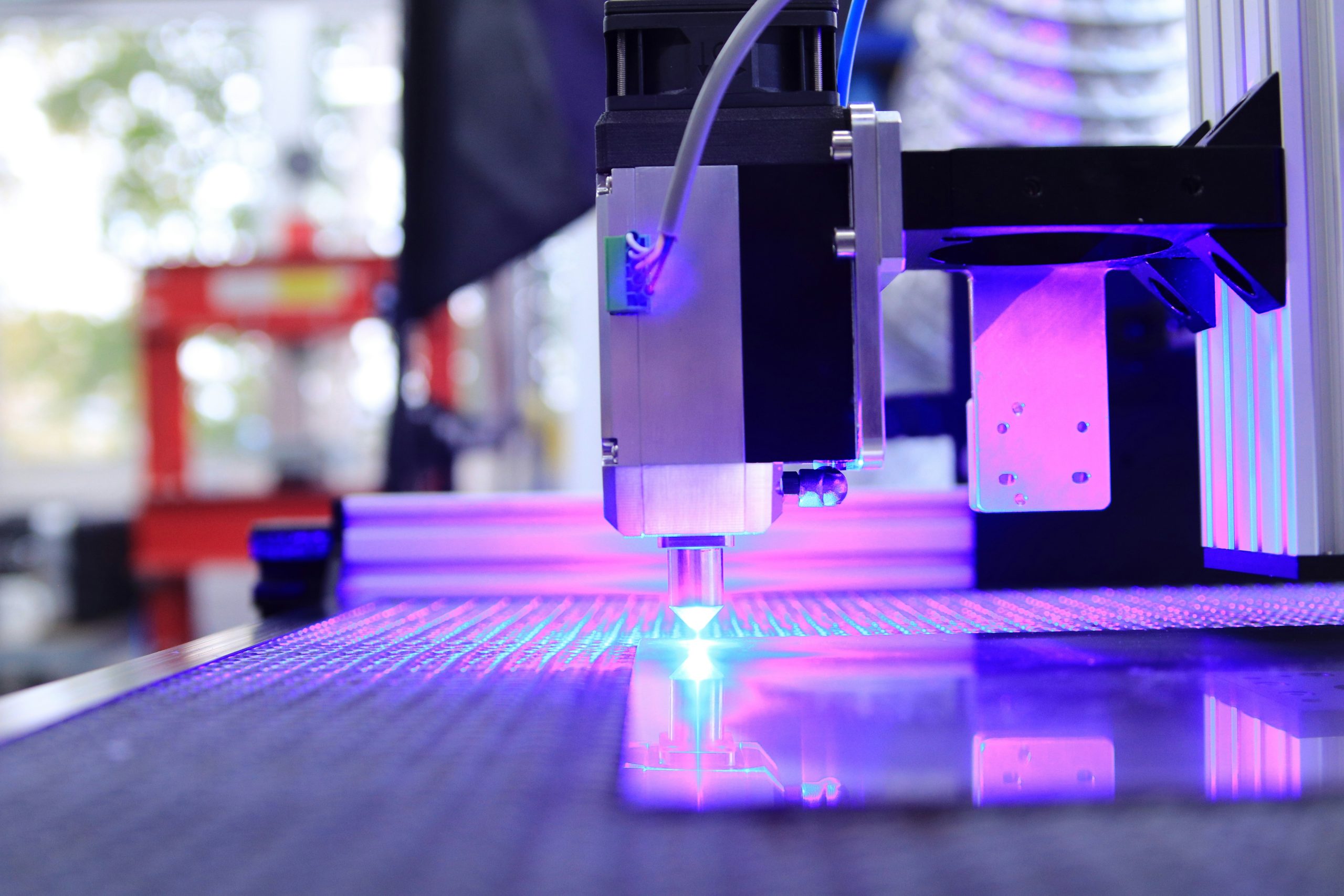 découvrez nos services de découpe au laser pour une précision et une qualité inégalées. contactez-nous pour vos besoins de découpe sur mesure.